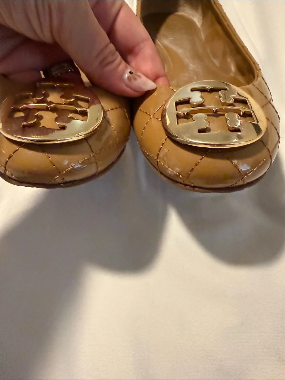 Tory Burch Quilted Patent Leather Ballet Flats Shoes Tan size 8